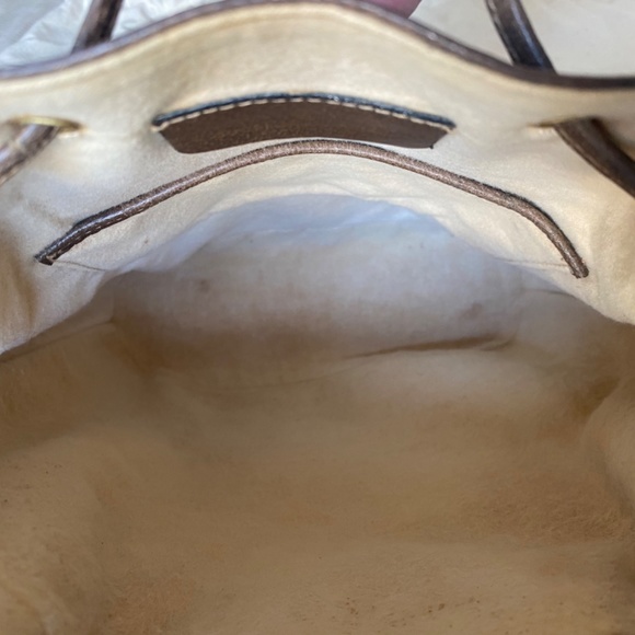 Authentic Gucci Vintage GG Web Supreme Coated Canvas Bucket Bag Shoulder Bag - Picture 9 of 12